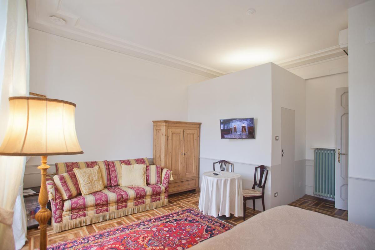 Piazza Venezia Le Guest house Trieste